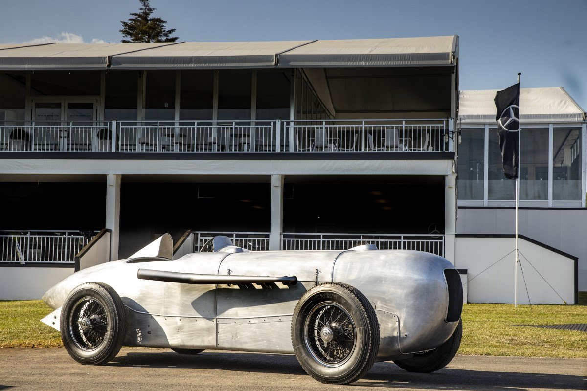 mercedes sskl streamliner 1932 silver arrow flecha de prata Pebble Beach 2019 contará com uma exposição dedicada ao clássico GT Lamborghini Miura, um Porsche mais velho que a própria marca, e mais atrações.