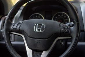 volante honda airbag takata shutterstock