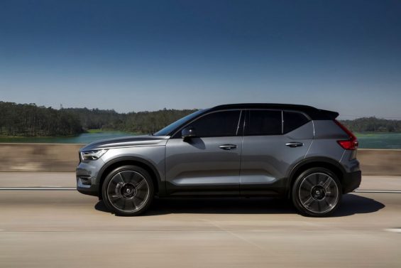lateral volvo xc40 special edition