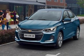 chevrolet onix plus