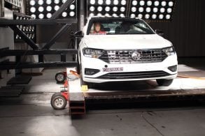 teste seguranca volkswagen jetta 20