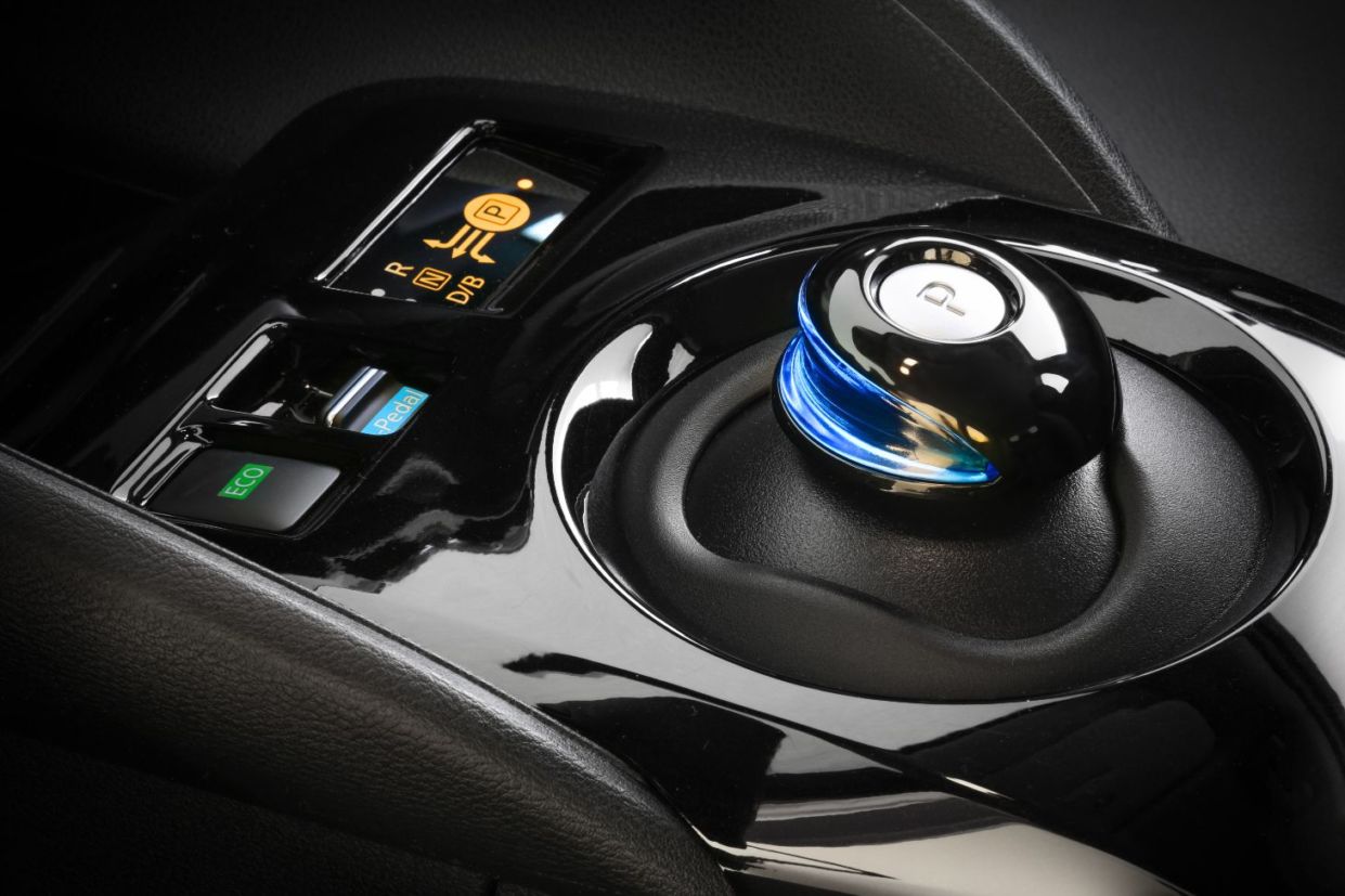 nissan leaf 2020 interior 07