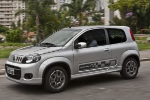 fiat uno sporting duas portas