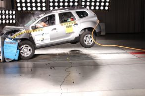 crash test renault duster 7