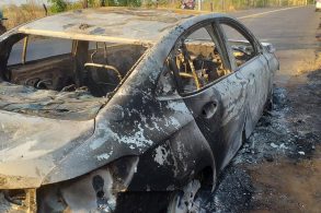 Há menos de um mês nas lojas, já é a segunda vez que um Chevrolet Onix Plus pegou fogo, e a marca não explicou as ocorrências