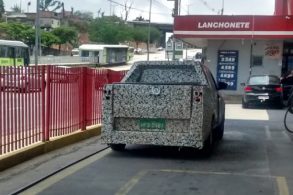 nova picape da fiat traseira