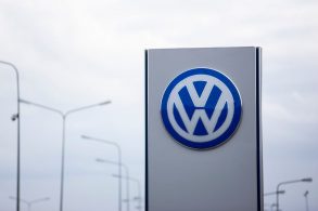 volkswagen logo
