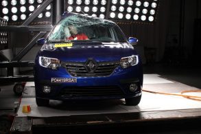 teste de impacto renault sandero e logan 16