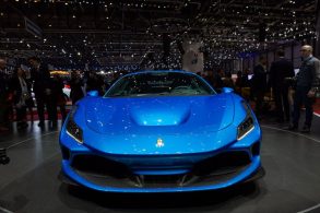 ferrari f8 2019 salao de genebra