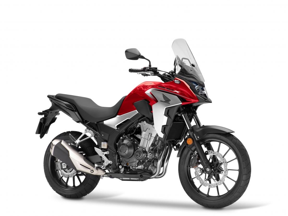 Honda CB 500X 2020 vermelha vista de frente