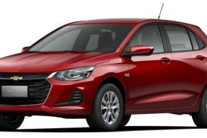 chevrolet onix lt vermelho