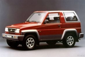 daihatsu feroza vermelho frente