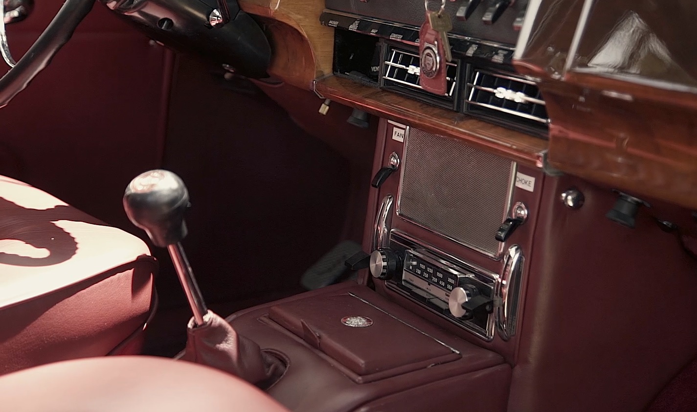 jaguar mk2 console central