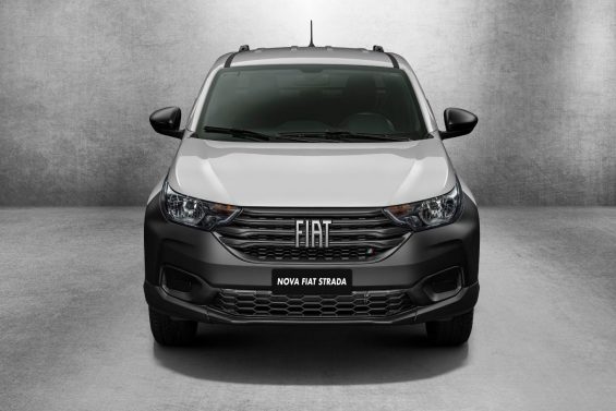 fiat strada 2021 endurance cabine dupla 17