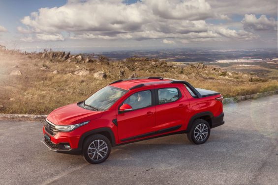 fiat strada 2021 volcano 3