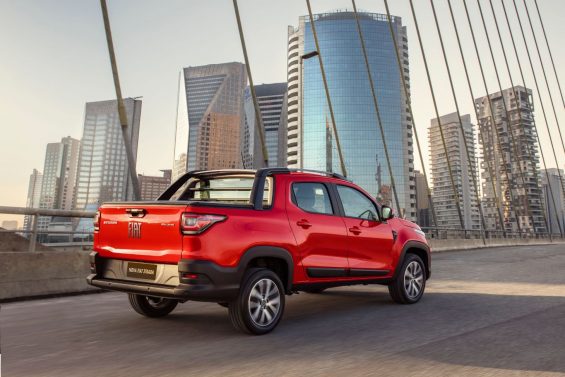 fiat strada 2021 volcano 6