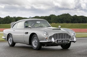 Aston Martin DB5 se tornou icônico após as participações nos filmes da franquia 007