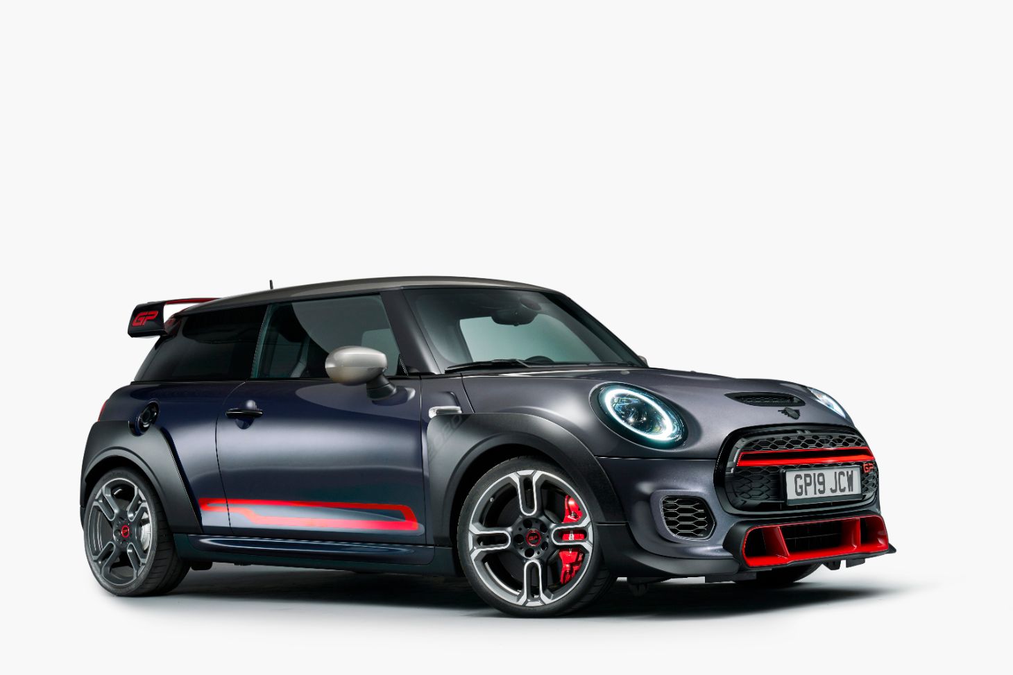 vista lateral do mini john cooper works gp