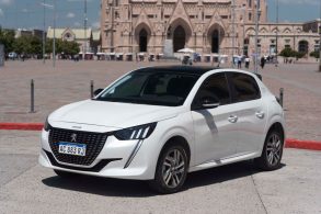 novo peugeot 208 branco