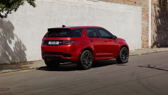 land rover discovery sport traseira