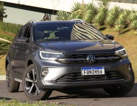 volkswagen nivus highline 2021 cinza dianteira