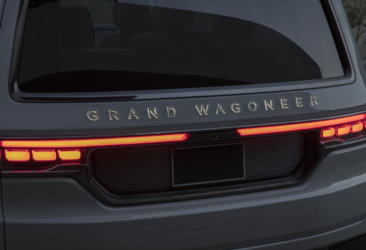 jeep grand wagoneer concept 3