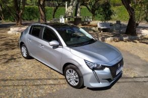 Peugeot 208 Active 1.6 AT6