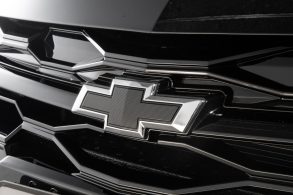 chevrolet onix midnight