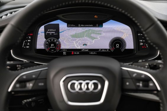 audi cockpit do q7 2021