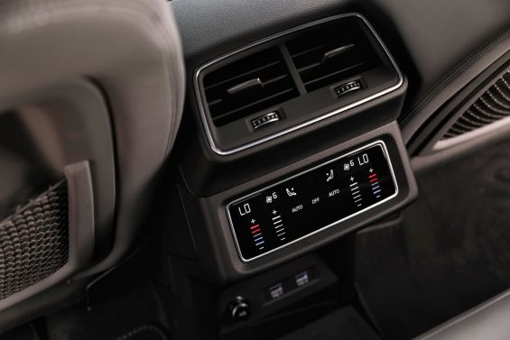 controle do ar condiconado trasiero do audi e tron sportback