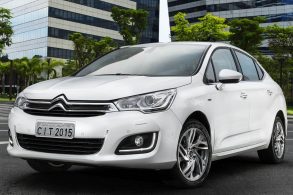 frente do citroen c4 lounge 2015 branco