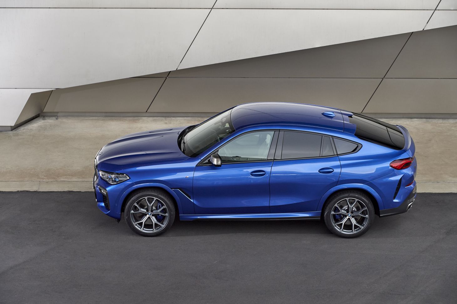 novo bmw x6 azul de cima