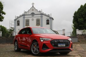 audi e tron 2020 vermelho frente