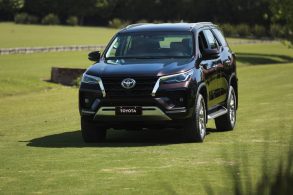 22 toyota sw4 2021 scaled