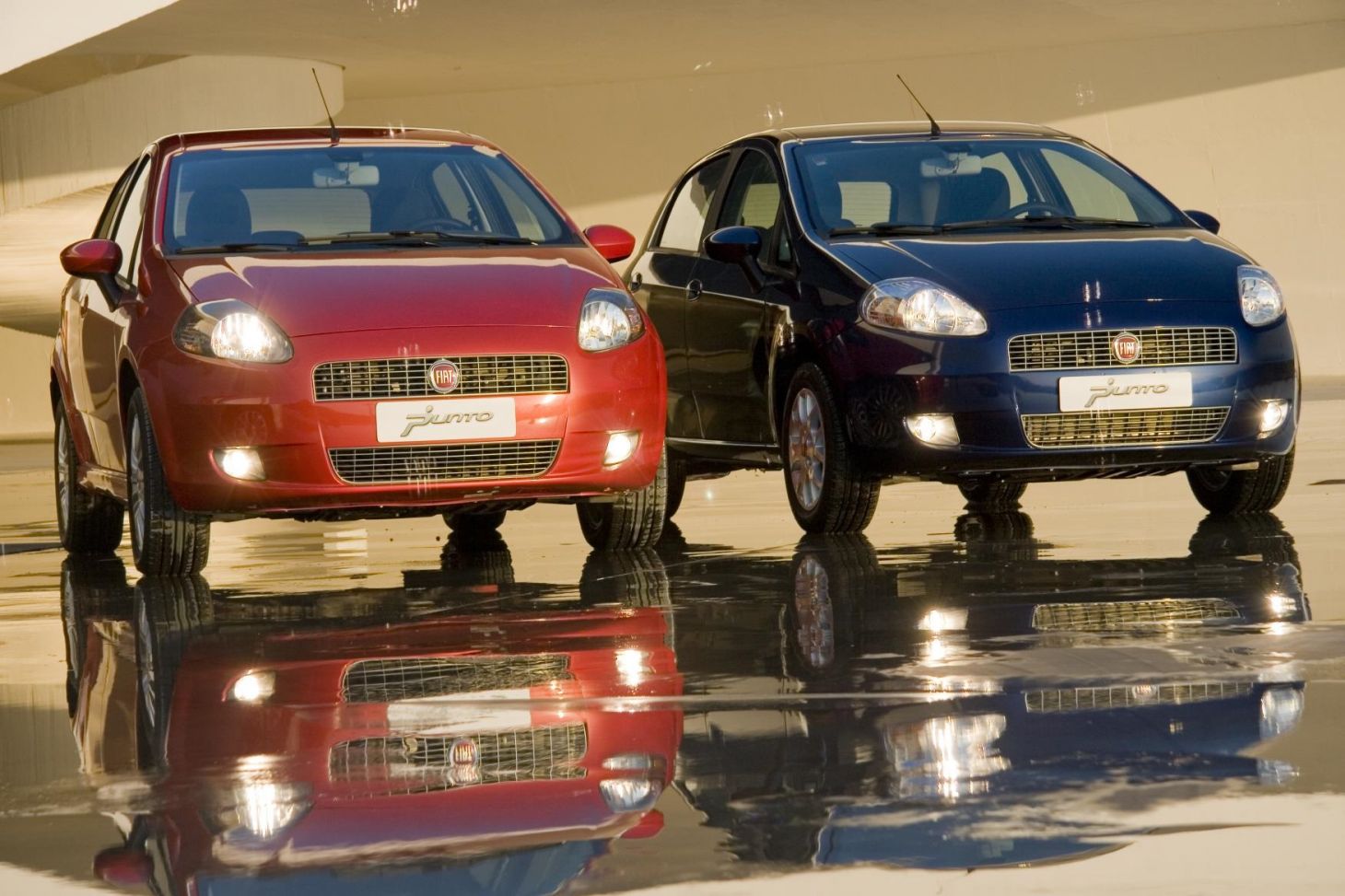 fiat punto elx 2007 vermelho azul frente