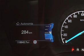 autonomia de combustivel no painel da ford ranger