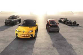 quatro prototipos de automoveis renault indicando os planos da fabricante para o futuro 1