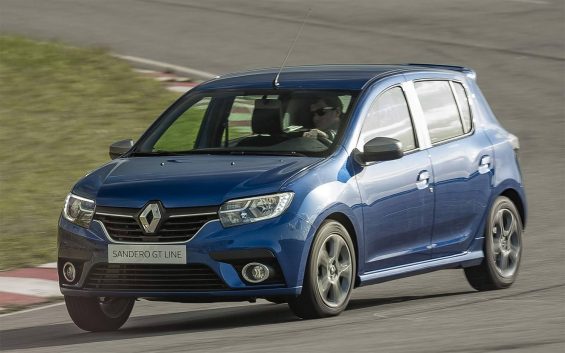 renault sandero gtline 2021 azul de frente fazendo curva