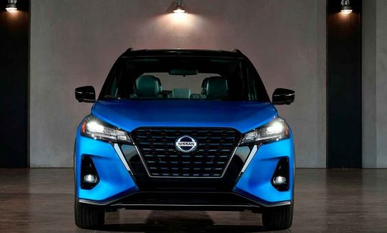 novo nissan kicks 2022 azul visto de frente