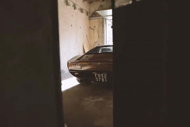 lamborghini miura sv resgatado de garagem na italia