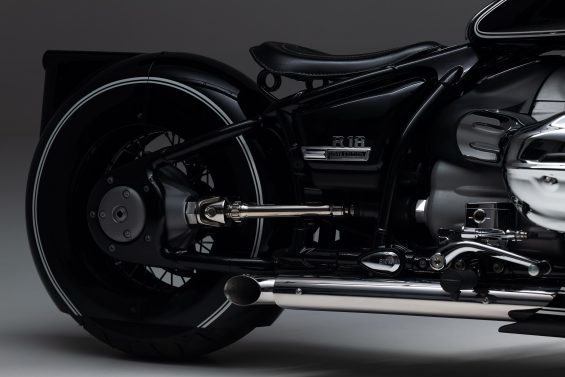 bmw r18 customizada 24 spirit of passion