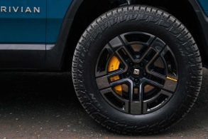 pneu do carro eletrico pirelli
