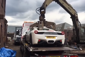 ferrari 458 spider destruida
