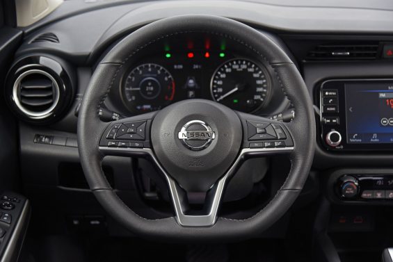 interior nissan kicks 2022 exclusive 3