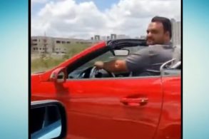 empresario nao cabe em mercedes conversivel