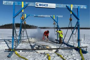 big ice services salva picape chevrolet silverado