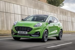 ford puma st verde de frente