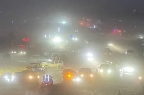 festa ilegal eua carros off road
