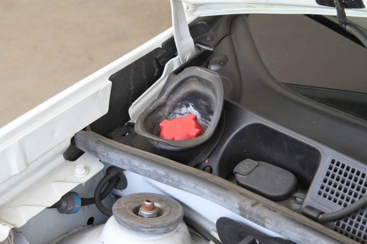 bocal do tanquinho de gasolina do sistema de partida a frio do carro flex credito alexandre carneiro autopapo