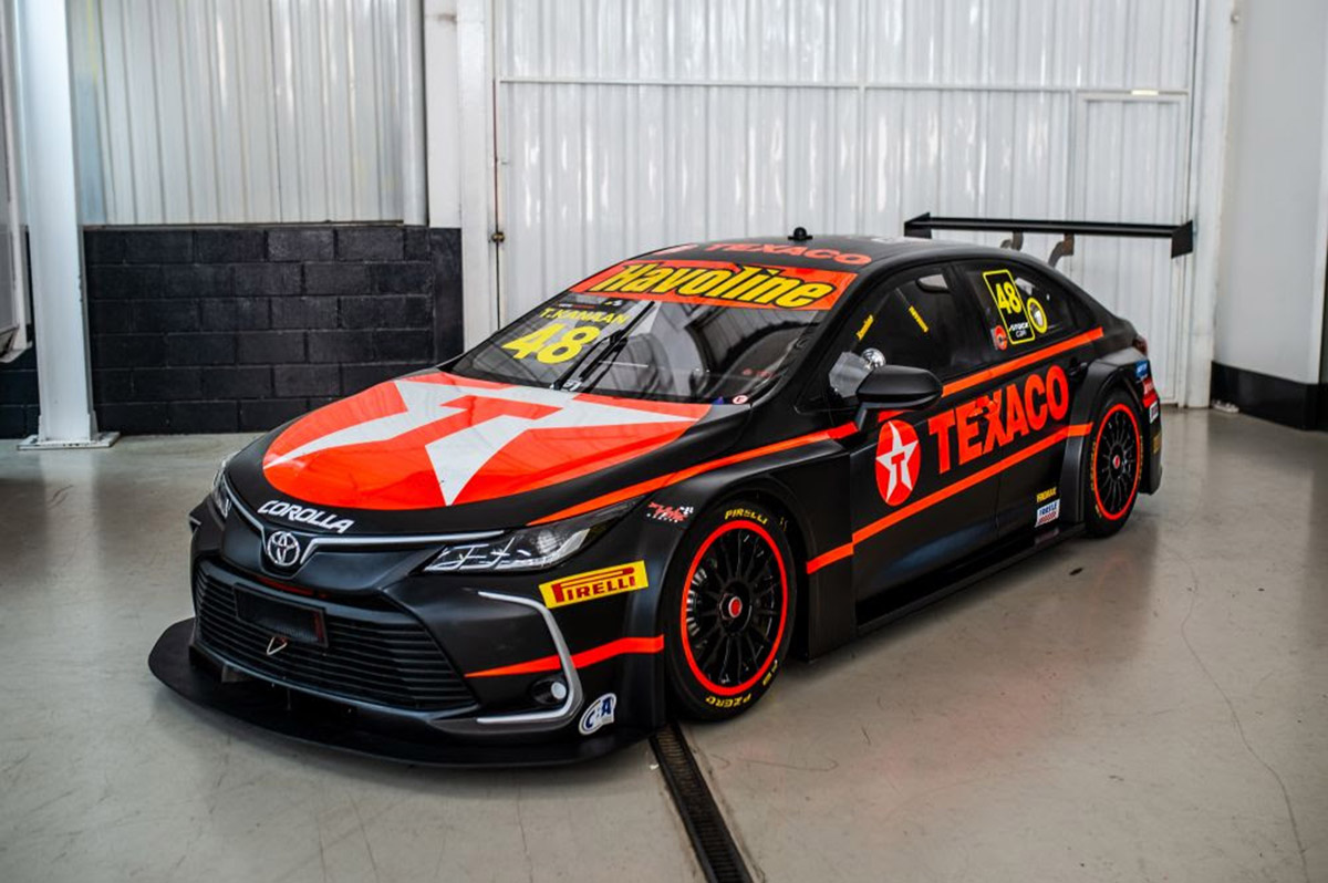 carro de corrida toyota corolla de tony kanaan na stock car brasil foto texaco divulgacao